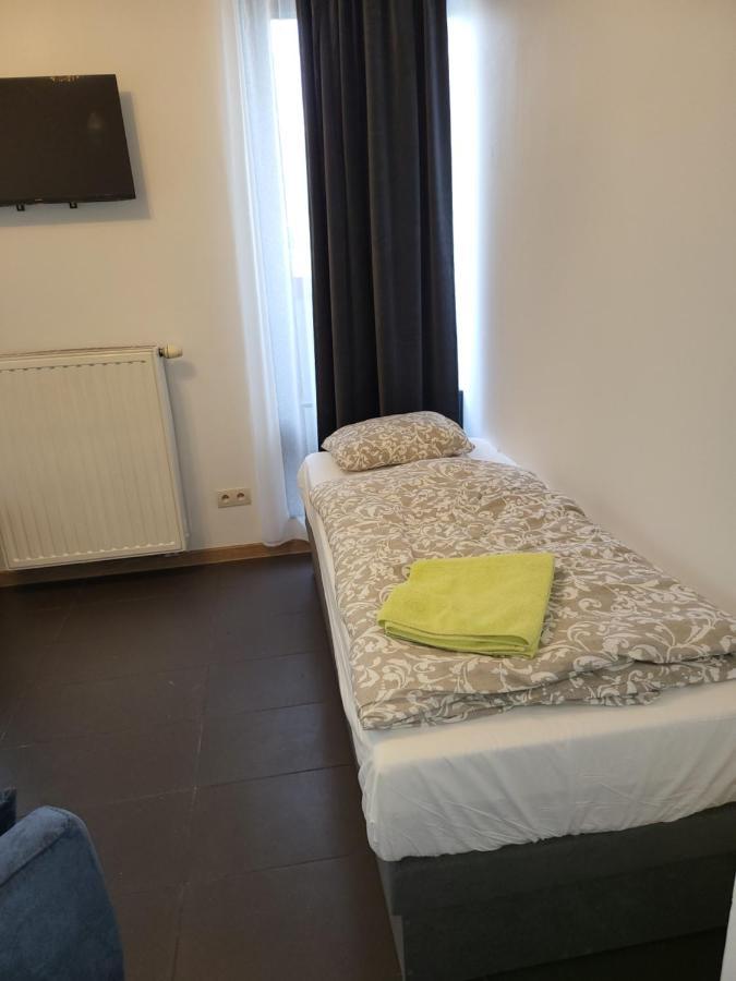 كراكوفيا Amber Hostel Szlak المظهر الخارجي الصورة