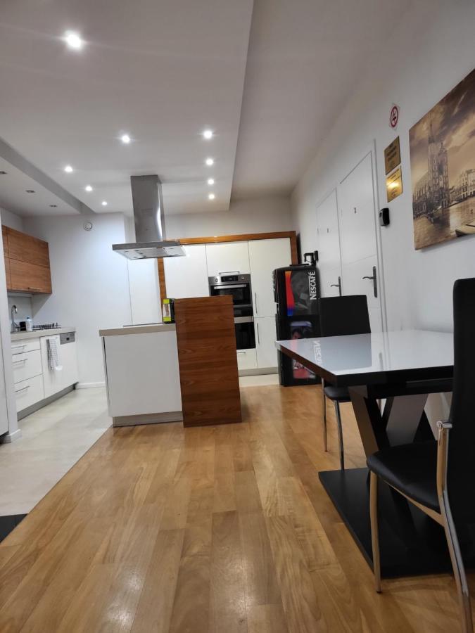 كراكوفيا Amber Hostel Szlak المظهر الخارجي الصورة