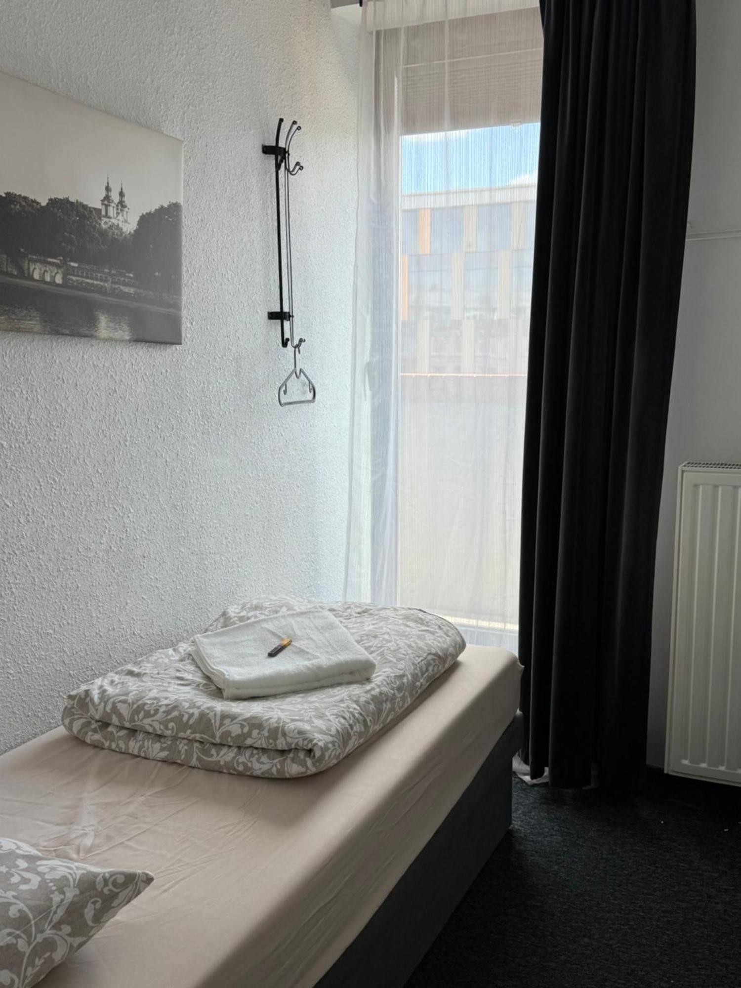كراكوفيا Amber Hostel Szlak المظهر الخارجي الصورة